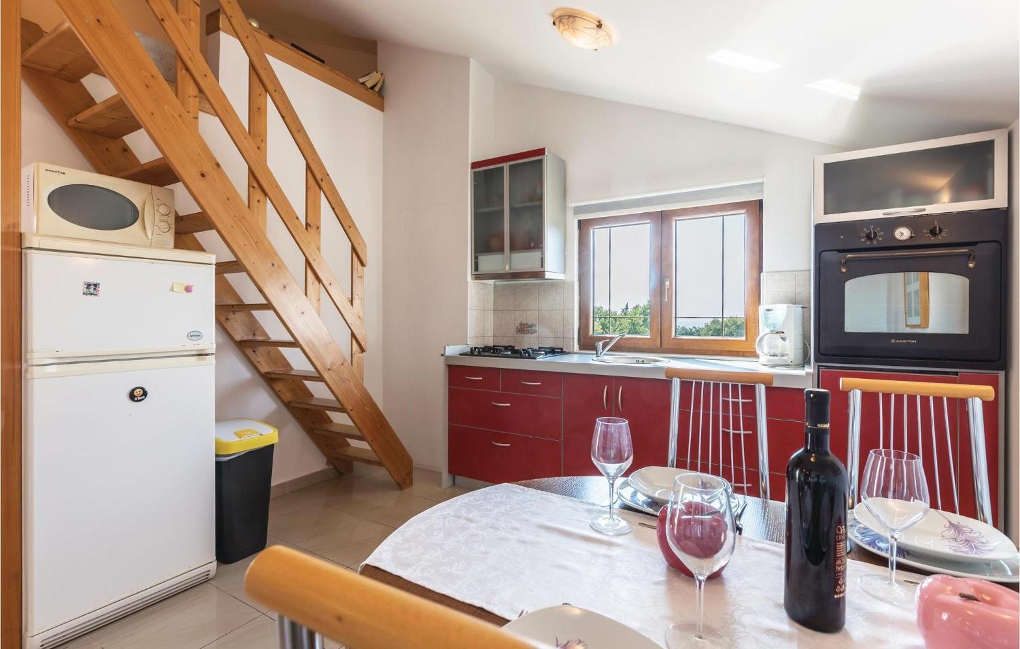 Pet Friendly Apartment In Koromacno With Wifi Koromačno Exterior foto