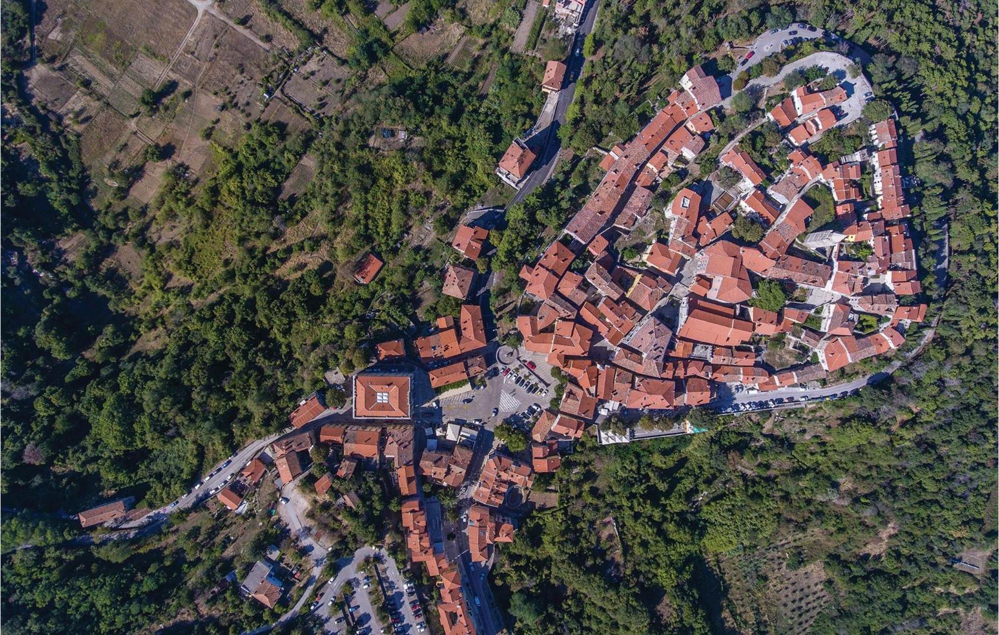 Pet Friendly Apartment In Koromacno With Wifi Koromačno Exterior foto
